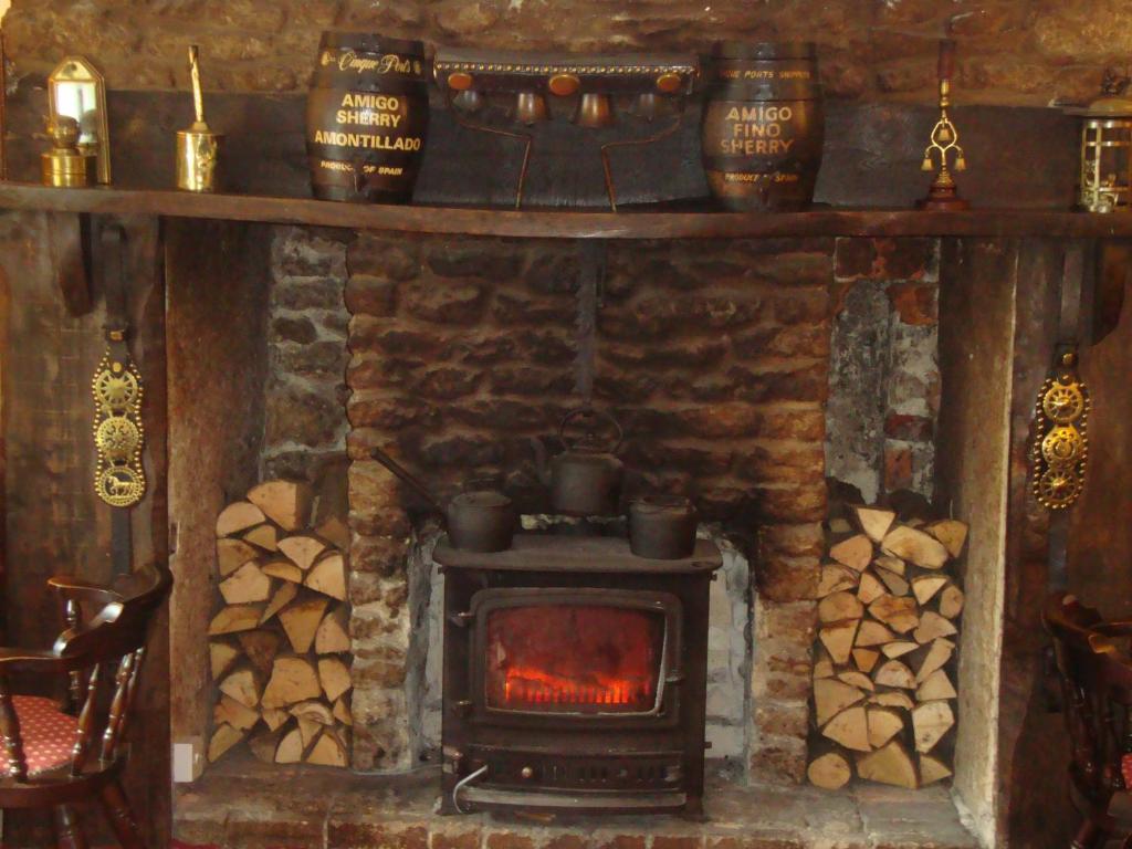 Hunters Lodge Inn Wincanton Quarto foto